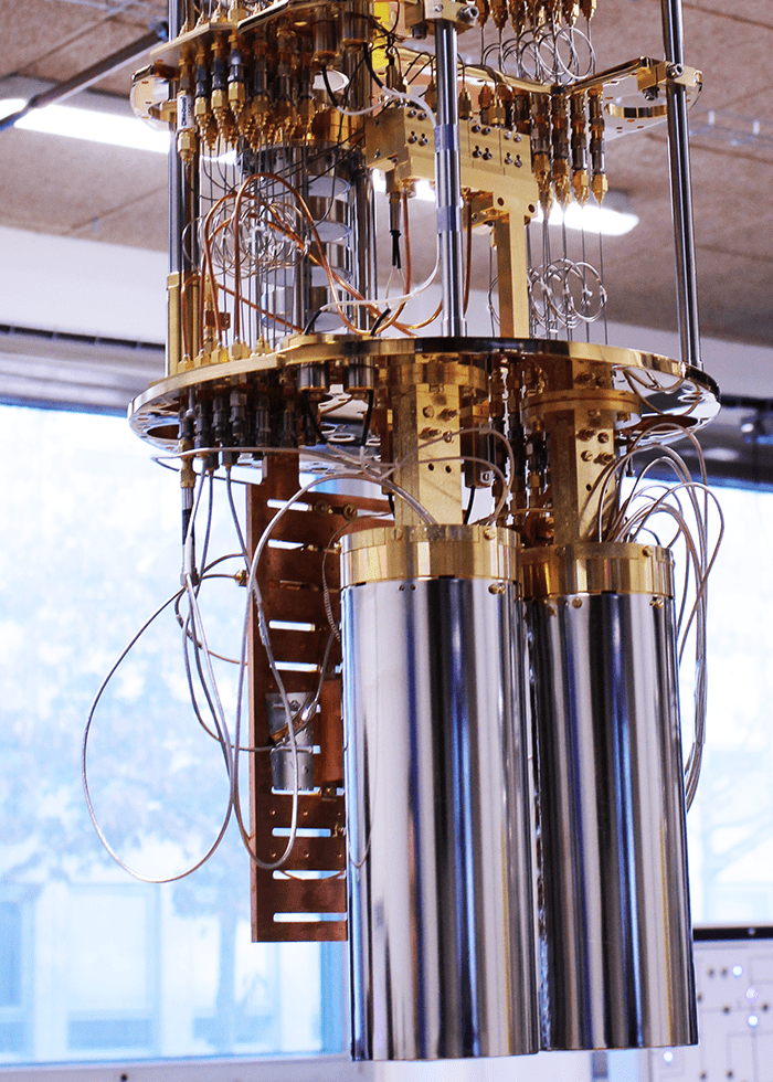 Cryostat with two samples installed