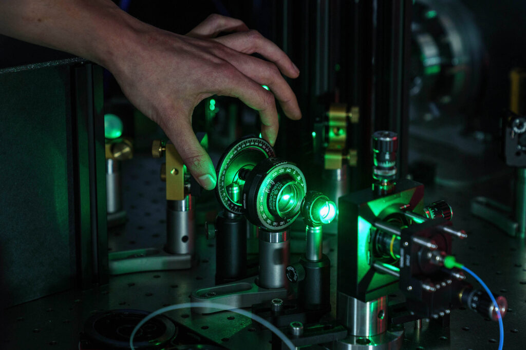 NWO Vici grant for Tim Taminiau: quantum networks that stay entangled